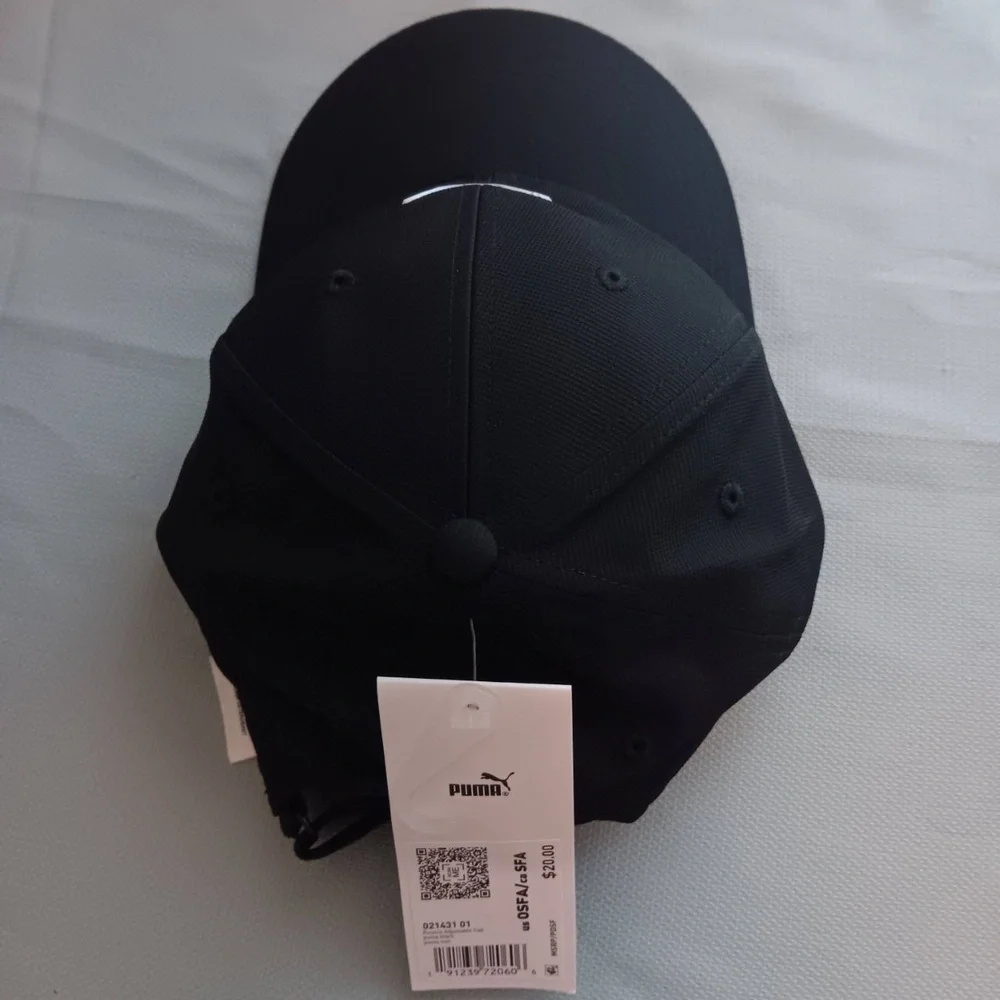 NWT Puma OSFA Golf Hat Black White Embroidered Sporty Athletic Casual
